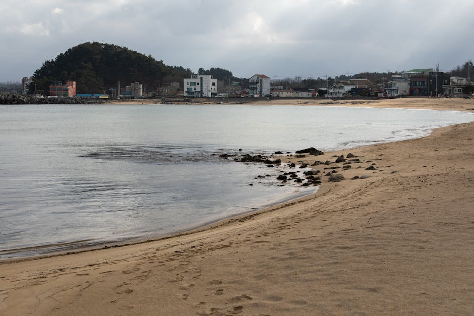 Travel Guide for Beach Lovers: Top Destinations, Tips, and What to Pack