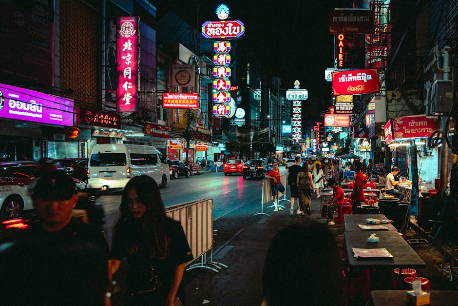 Bangkok Nightlife Travel Guide: Where to Go, What to Do, and How to Stay Safe