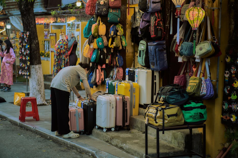 Travel Guide and Shopping Tips Guide: How to Explore and Shop Smart on Your Next Trip