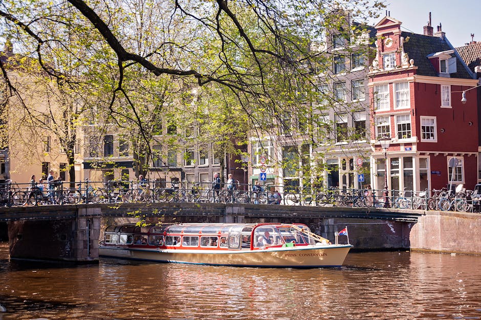 Amsterdam Travel Guide: Top Attractions