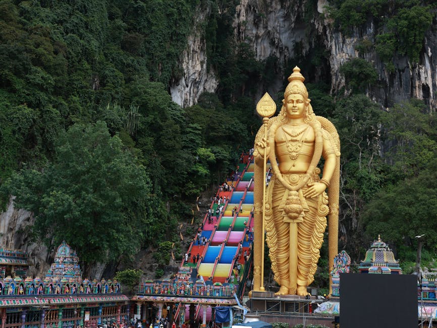 Batu Caves Travel Guide Kuala Lumpur Batu Caves Travel Guide Kuala Lumpur